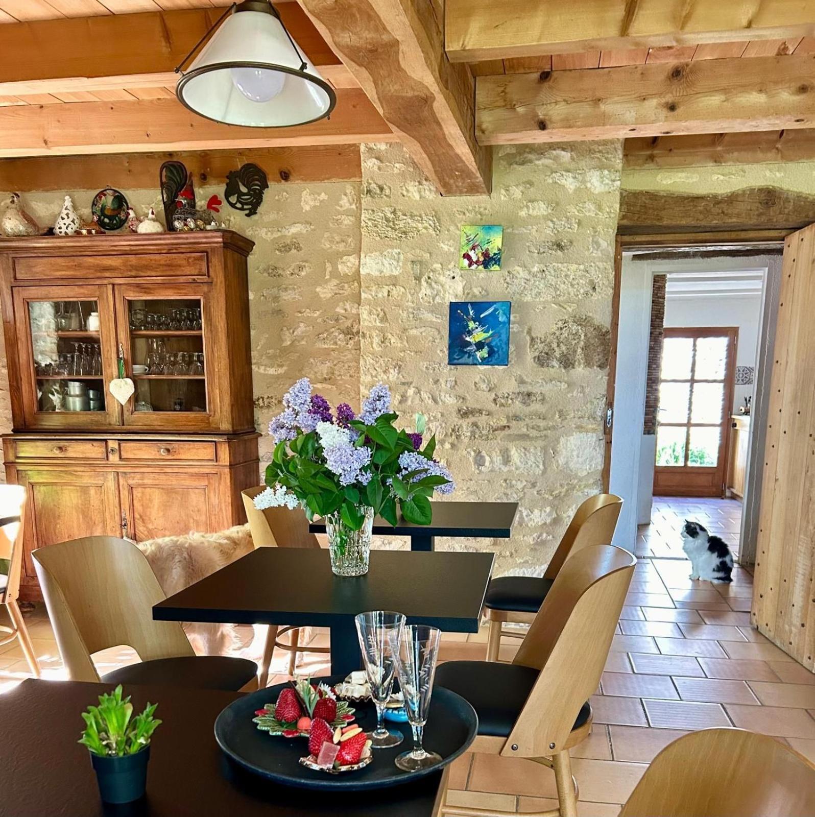 Le Clos Pastel Chambres D'Hotes & Gite Virac Екстериор снимка