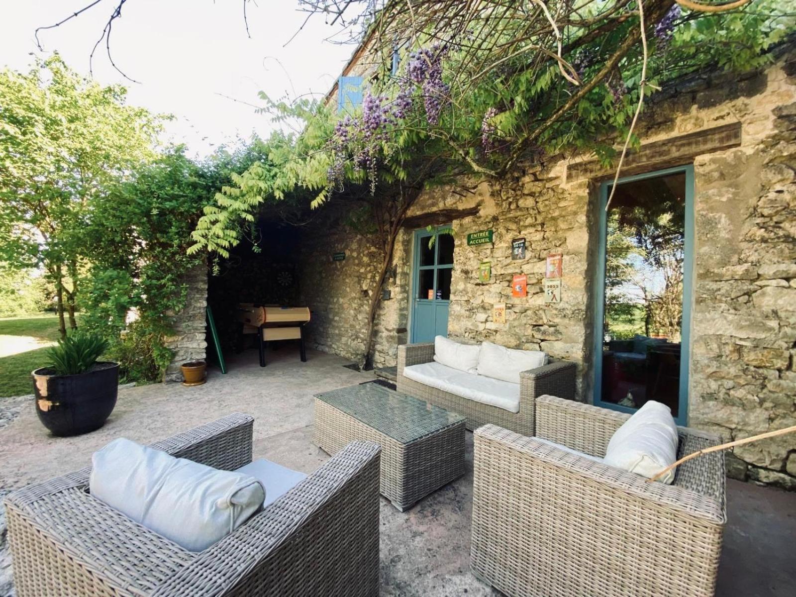Le Clos Pastel Chambres D'Hotes & Gite Virac Екстериор снимка